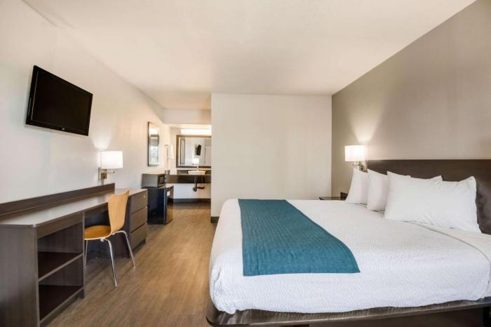 Hotel 6-tucson, Az-downtown 2*